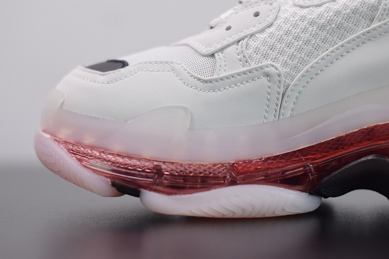 bc triple s trainer 0825 w09o1