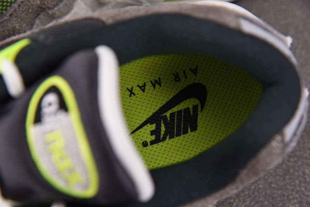 Nike Air Max 95 Reverse Neon HM4738-001