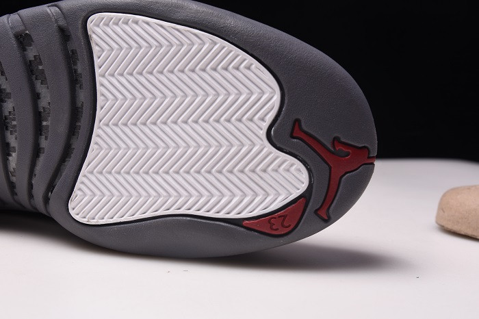 air jordan 12 returns in dark grey 153265-160