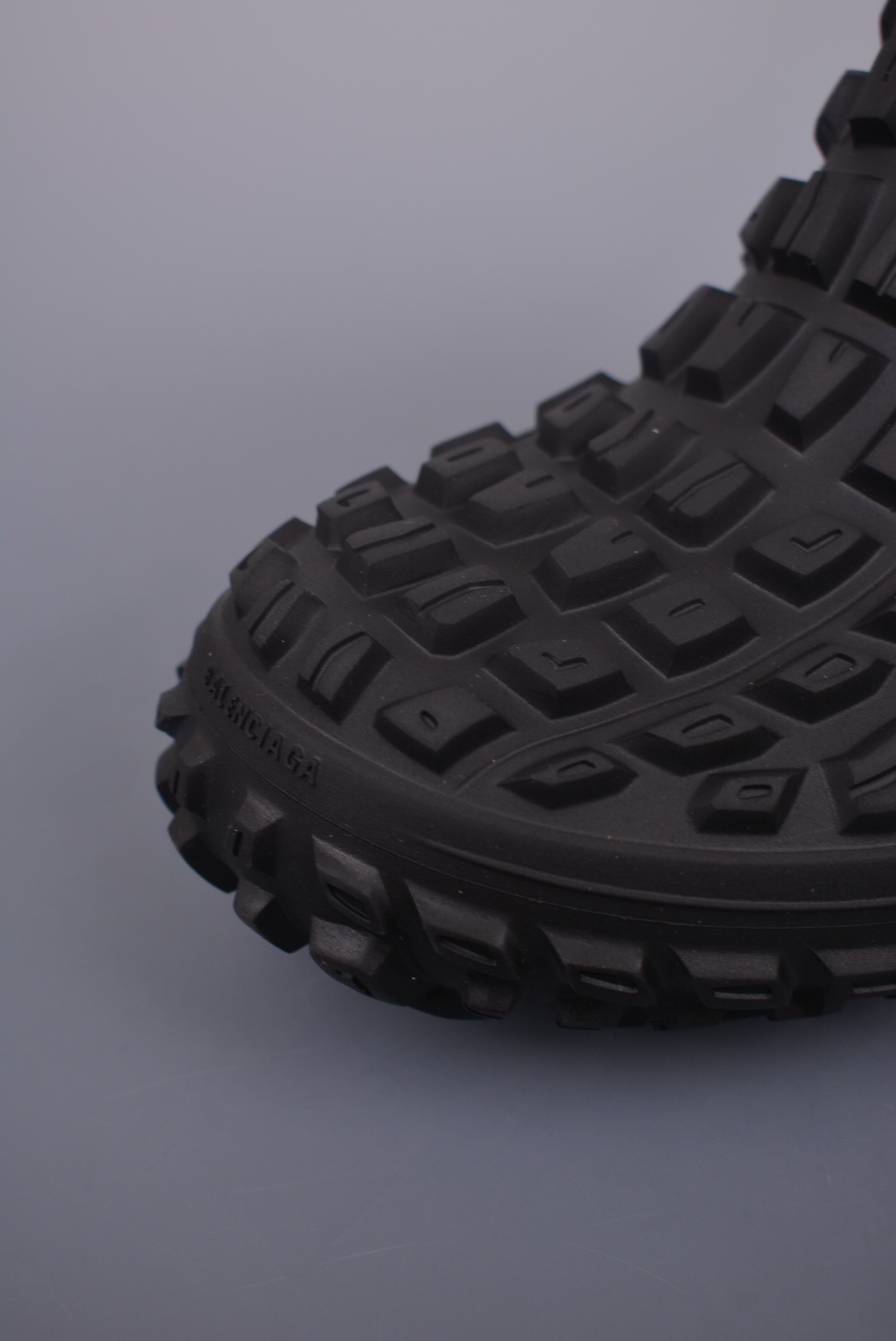 Ba*len*cia*ga defender slip-on clogs